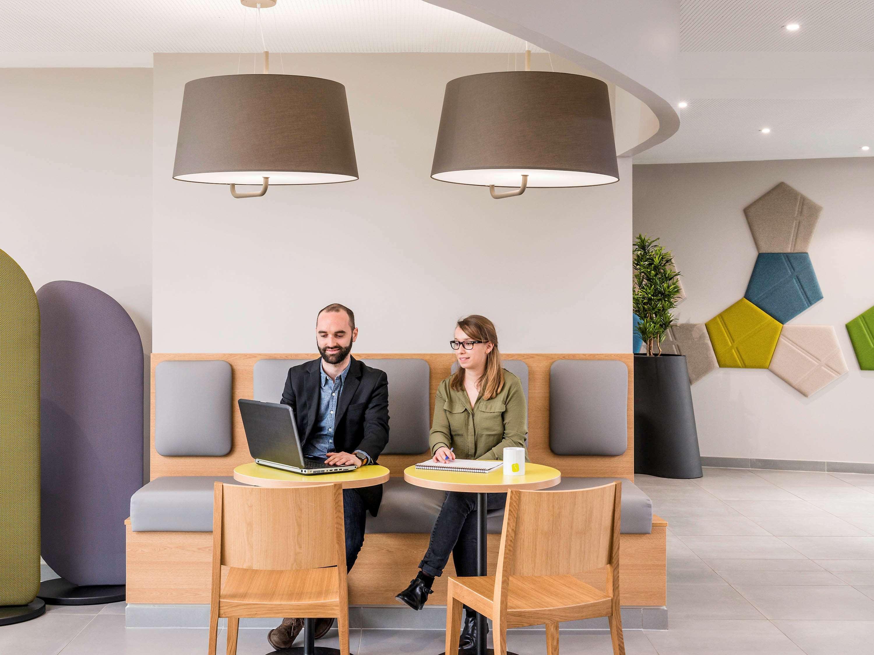 Aparthotel Adagio Access Colombes La Defense Exterior photo